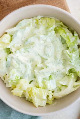 Eisbergsalat-Dressing mit Schmand und Zitrone