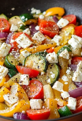 Gemüsepfanne mit Feta - einfach, schnell & lecker