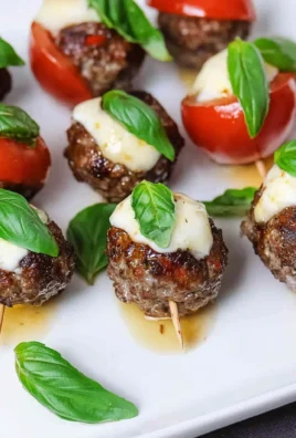 Hackbällchen Caprese - Spieße mit Mozzarella & Tomate
