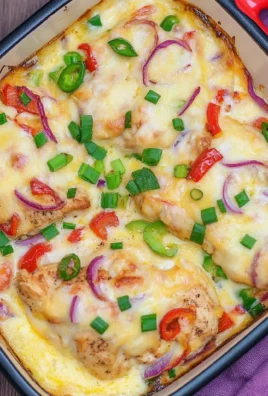 Hähnchen-Auflauf mit Paprika und Schmand-Soße