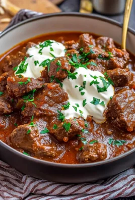 Rindergulasch Rezept mit RotTraubensaft - ganz zart wie von Oma